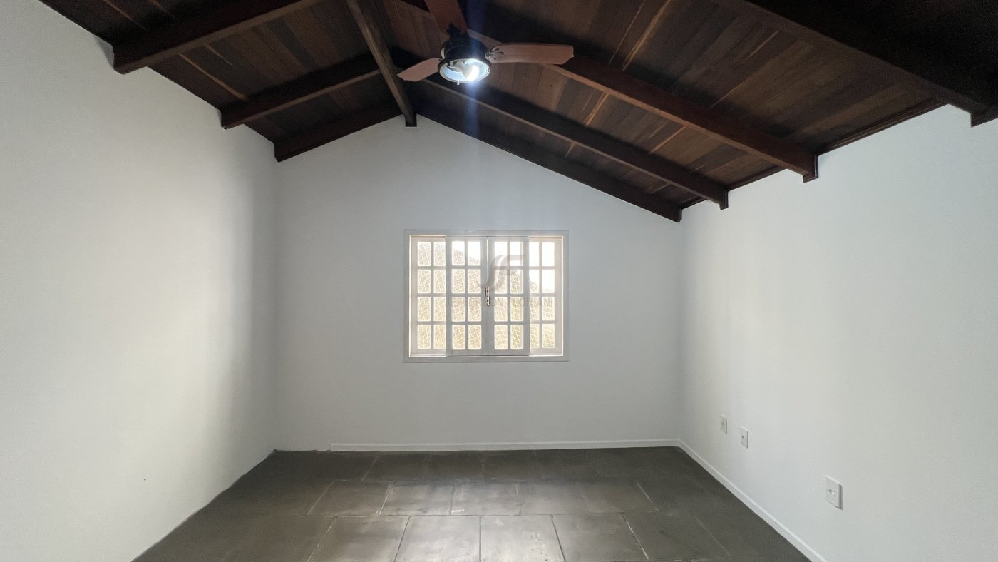 Casa 5 quartos para Venda no bairro Dom Bosco em Itajaí