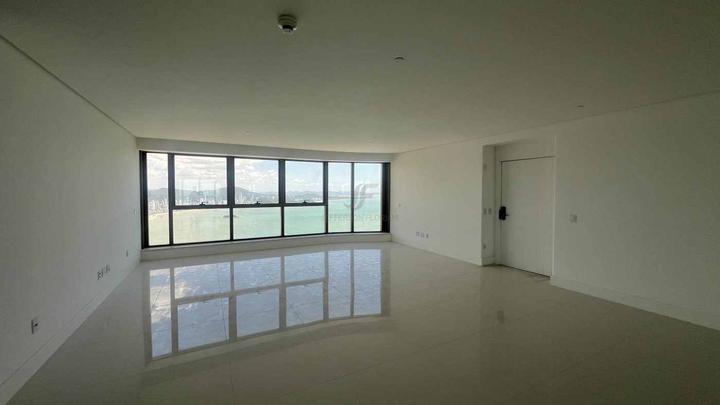 Apartamento 4 suítes para Venda no bairro Centro em Balneário Camboriú