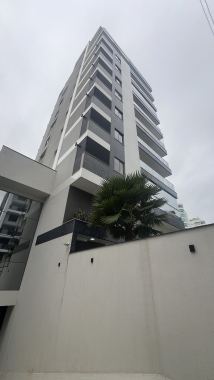 Duplex 3 Suítes na Brava em Itajaí a apenas 250 metros do mar
