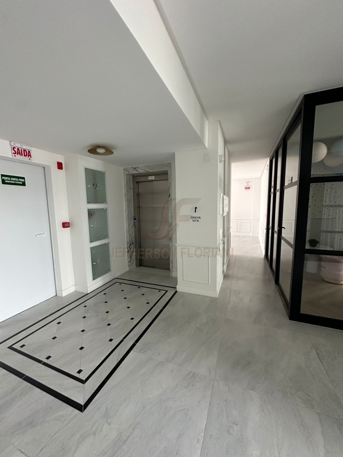 Duplex 3 Suítes na Brava em Itajaí a apenas 250 metros do mar