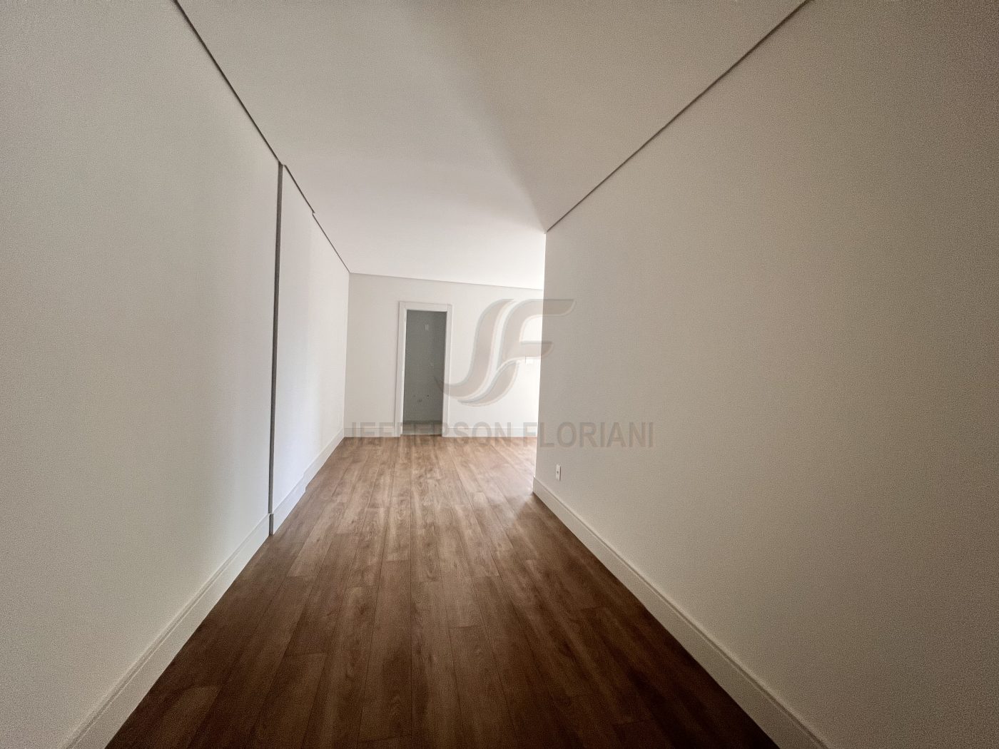 Novo Rua Lauro Muller com 2 Suítes + 2 Demi Suítes 3 vagas