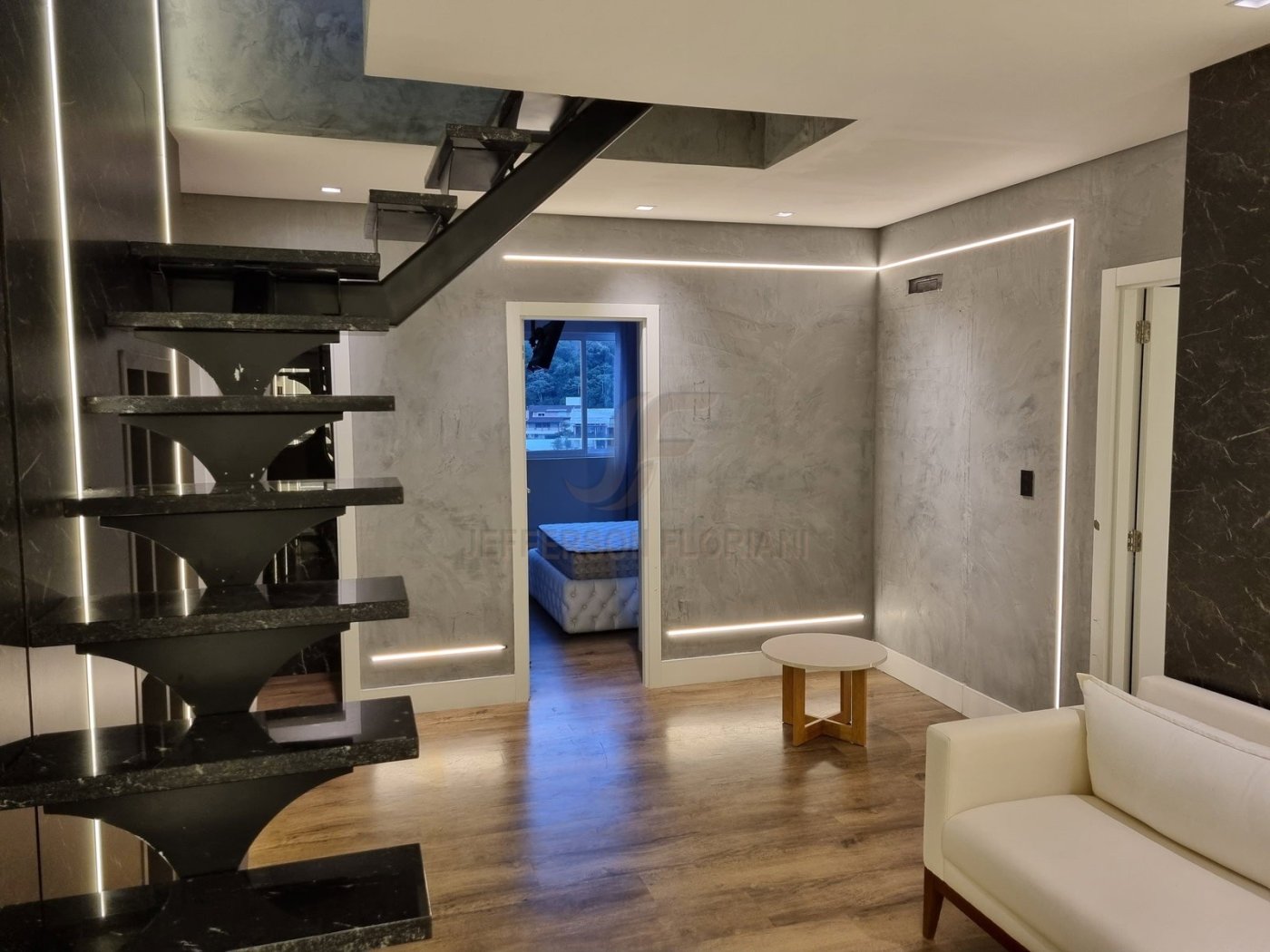 Cobertura Duplex com Piscina Super Exclusiva