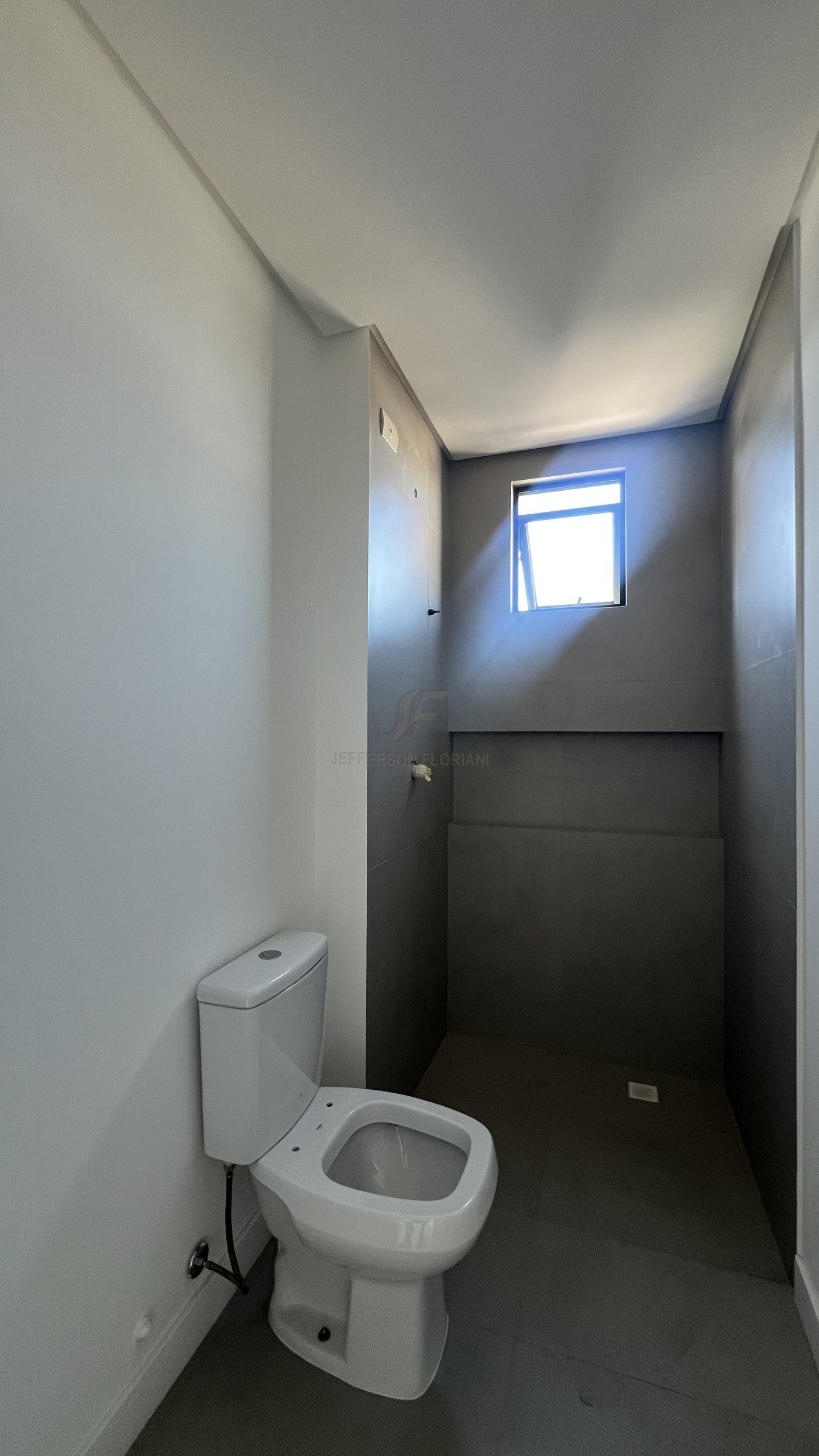 Apartamento ao Lado do Shopping 1 suíte + 1 Dormitório, 2 vagas
