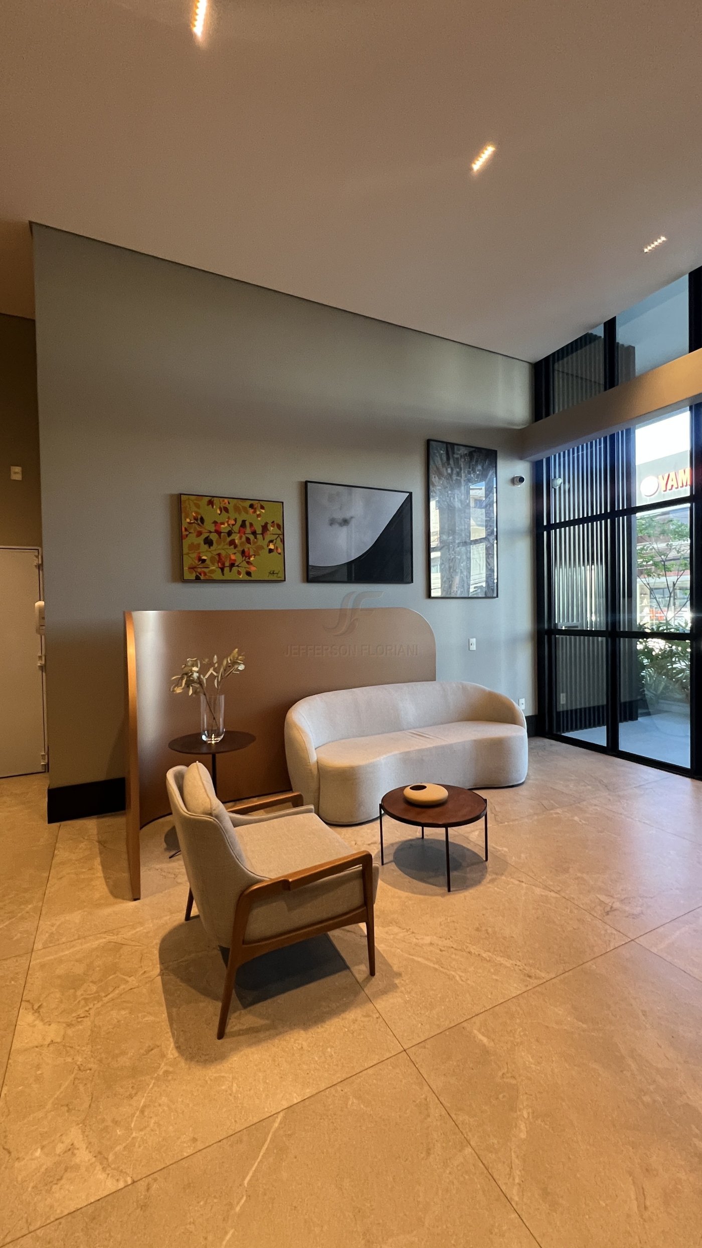 Apartamento ao Lado do Shopping 1 suíte + 1 Dormitório, 2 vagas