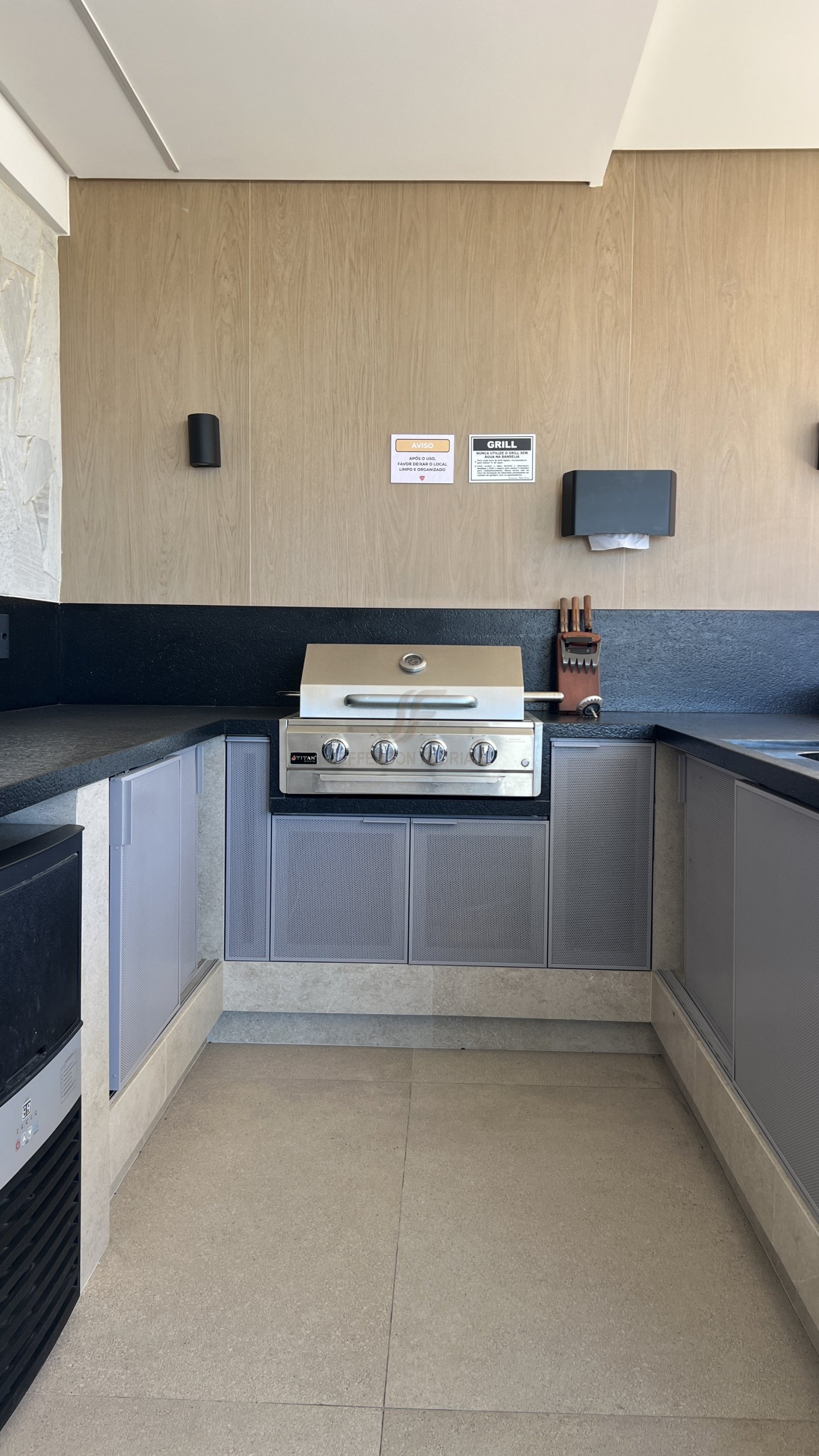 Apartamento ao Lado do Shopping 1 suíte + 1 Dormitório, 2 vagas