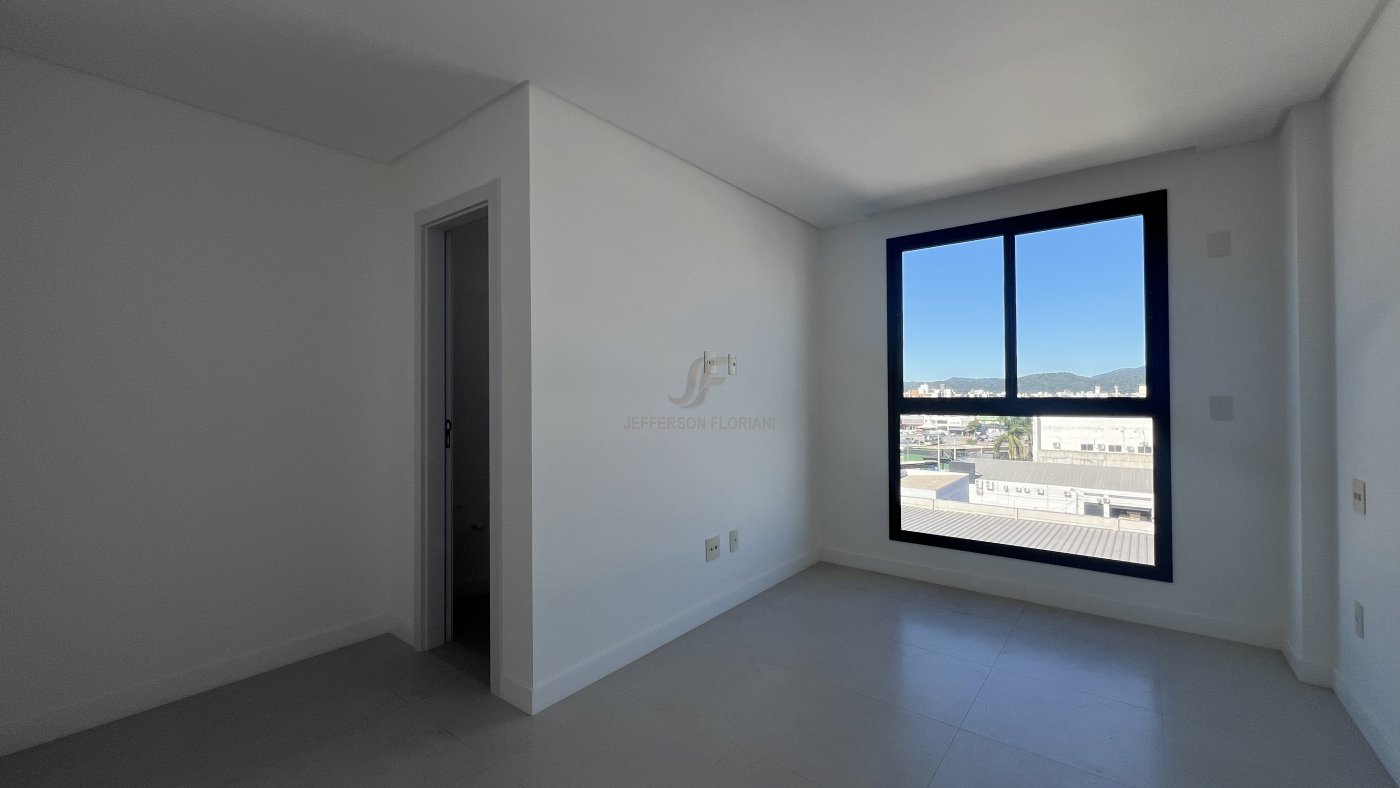 Apartamento ao Lado do Shopping 1 suíte + 1 Dormitório, 2 vagas