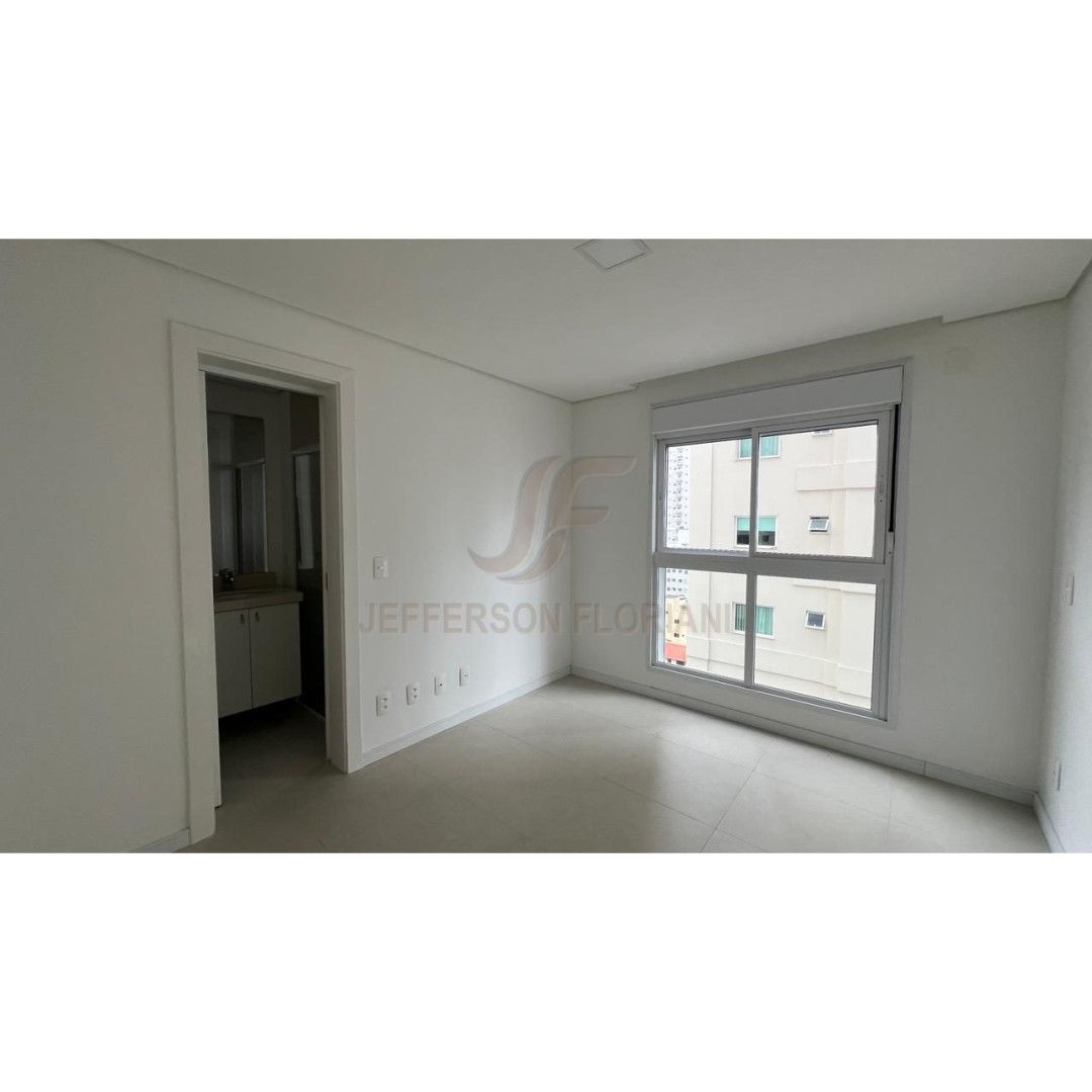 Apartamento 3 suítes para Venda no bairro Centro em Balneário Camboriú