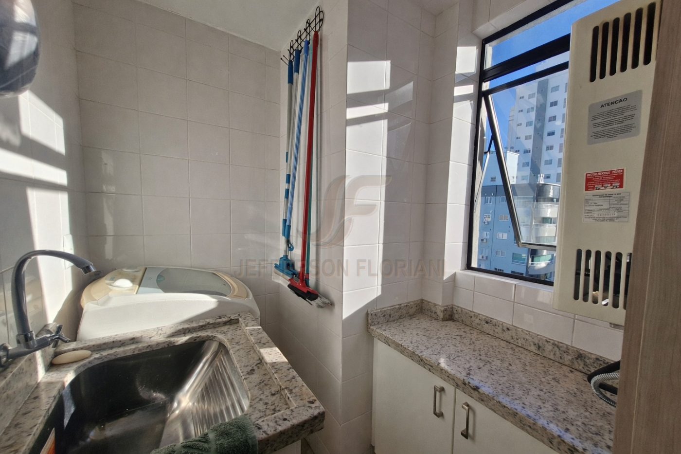 Apartamento 3 quartos para Venda no bairro Centro em Balneário Camboriú