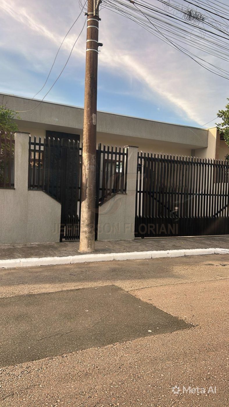 Casa 3 quartos para Venda no bairro São João em Itajaí