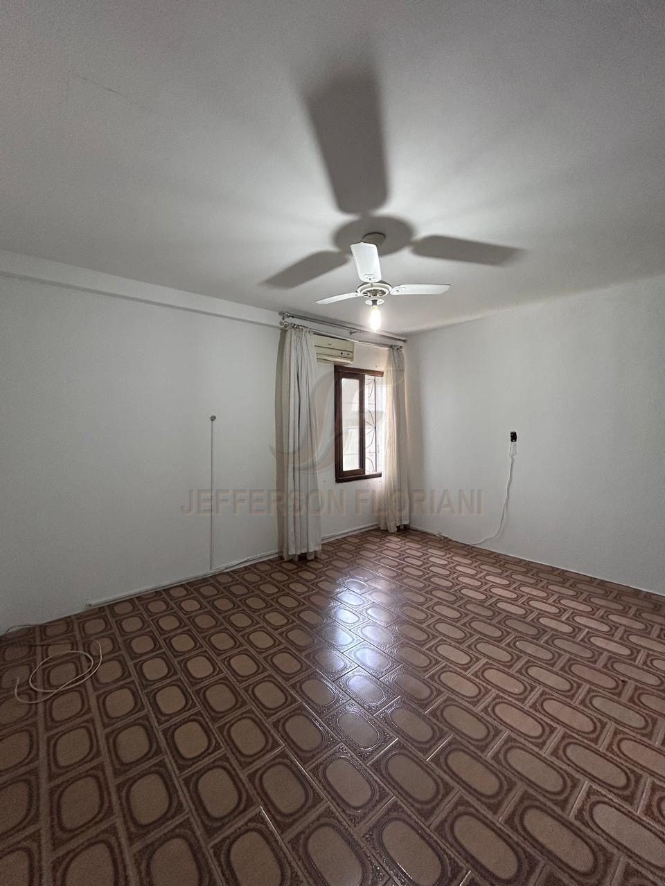 Casa 3 quartos para Venda no bairro São João em Itajaí