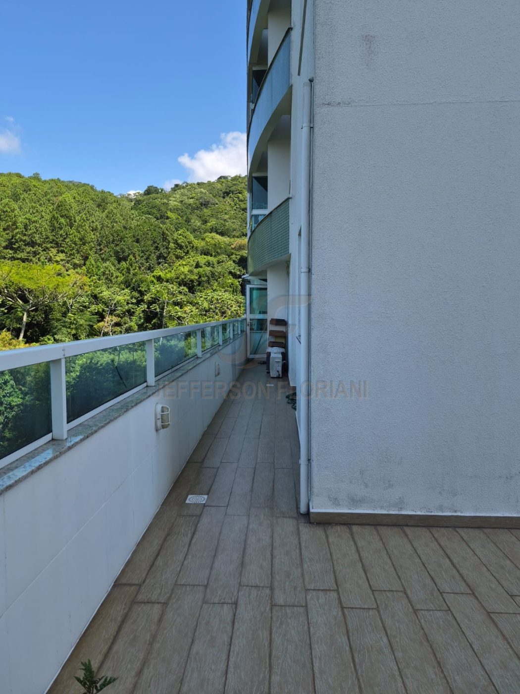 Apartamento Diferenciado no Bairro Fazenda 3 dormitórios