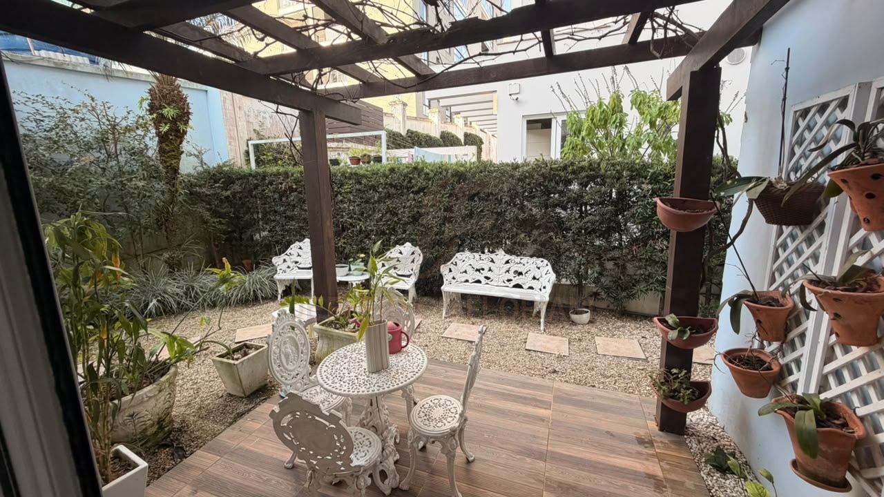 Linda Mansao Cond Porto Riviera Praia Brava com 6 Dormitórios