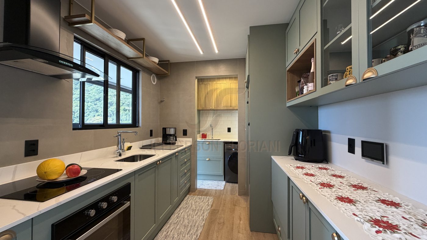 Apartamento Zerado lindo 3 Dormitórios (sendo um closet reversível)