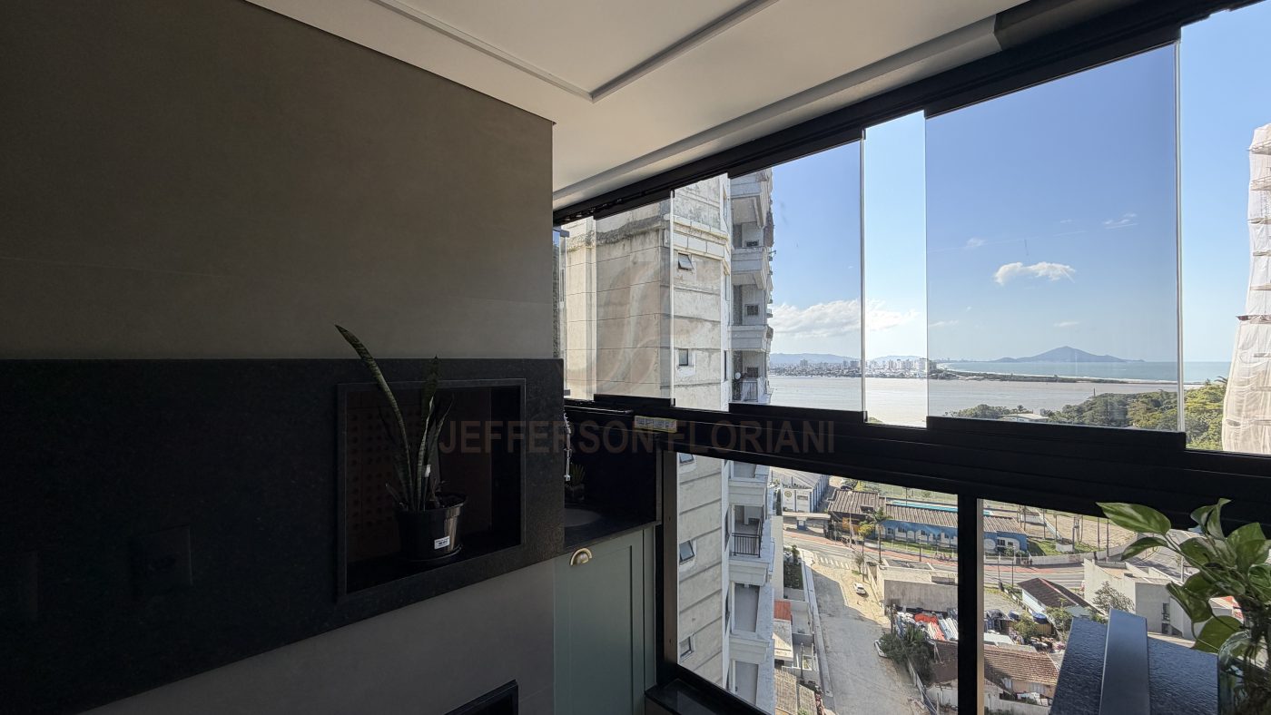 Apartamento Zerado lindo 3 Dormitórios (sendo um closet reversível)