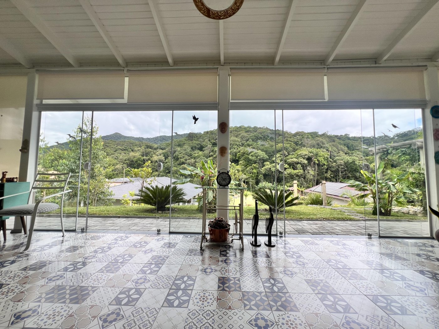 Paraíso a Venda com 2 Casas Novas, Riacho e Lagoa